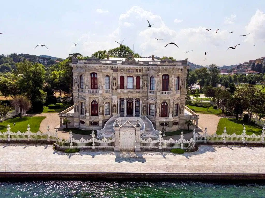Küçüksu Kasrı